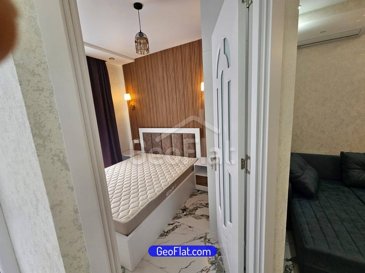 99083895-92e4-4cf5-9f05-da07d2a4500f