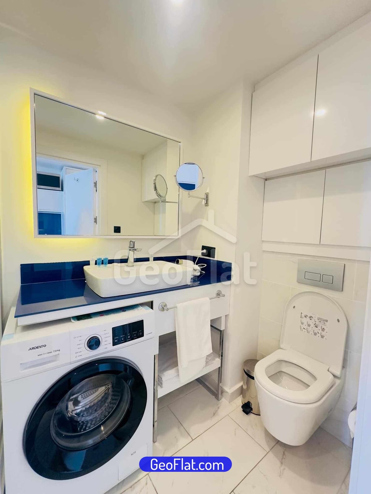 8ce83b56-1636-49aa-9eef-2b878cc43360