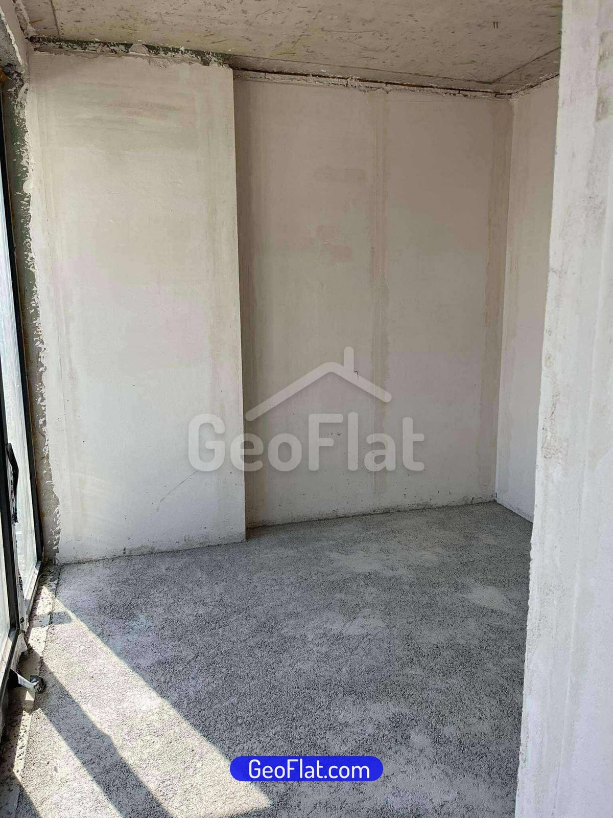 e608e14a-7214-4c10-9d19-d4d565300987