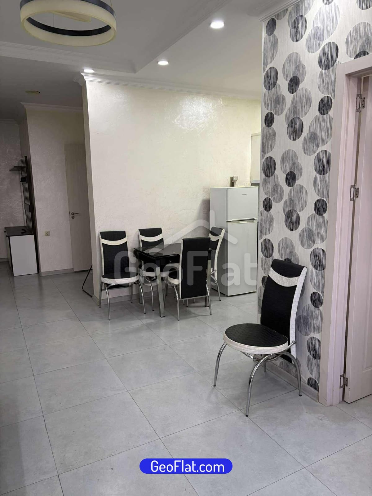 7d9ae597-7766-43f5-bee3-27d71a22bcc2