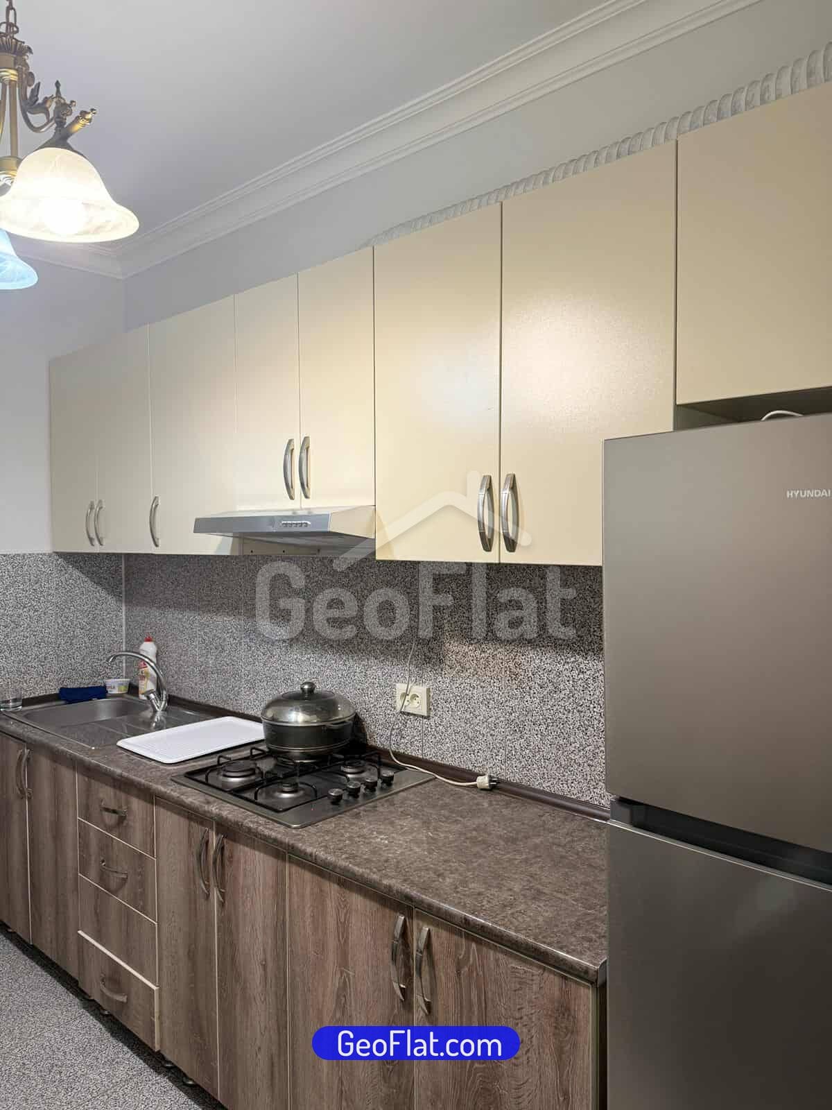 300c3393-7584-4d87-99eb-8398aaae0543