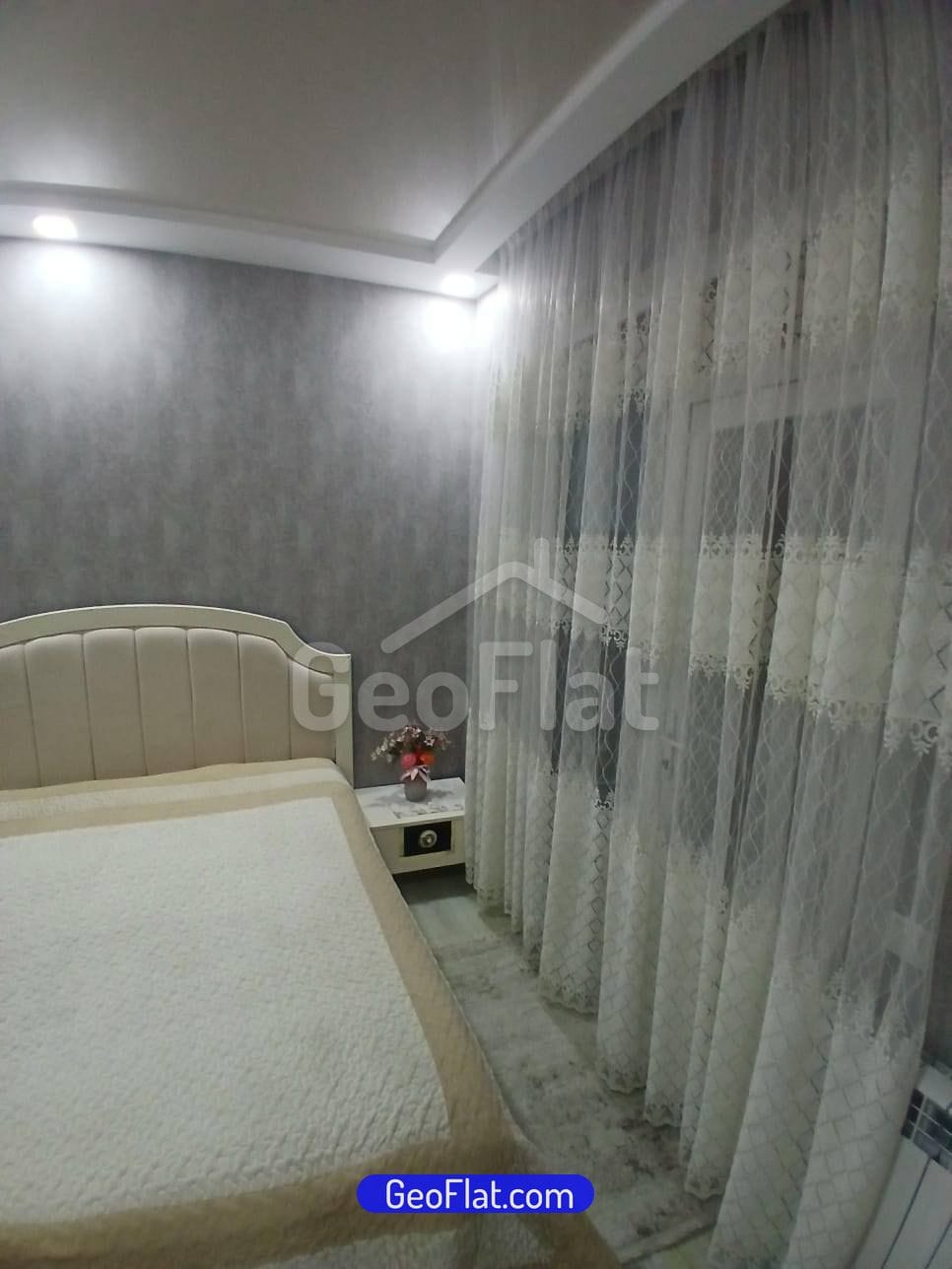 ce2ba3b4-0828-47b2-8833-6d148914dad1