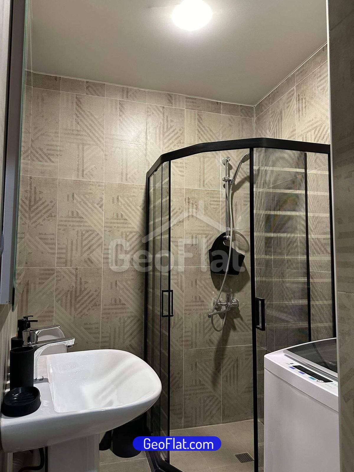 716f05cc-527e-4ffd-807e-ddc0a4d8a040