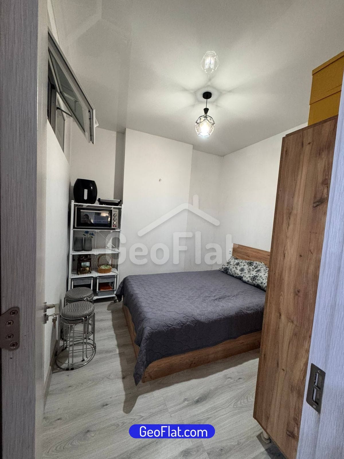 c8b65dac-af96-46c6-bb0f-5427b9246f1e