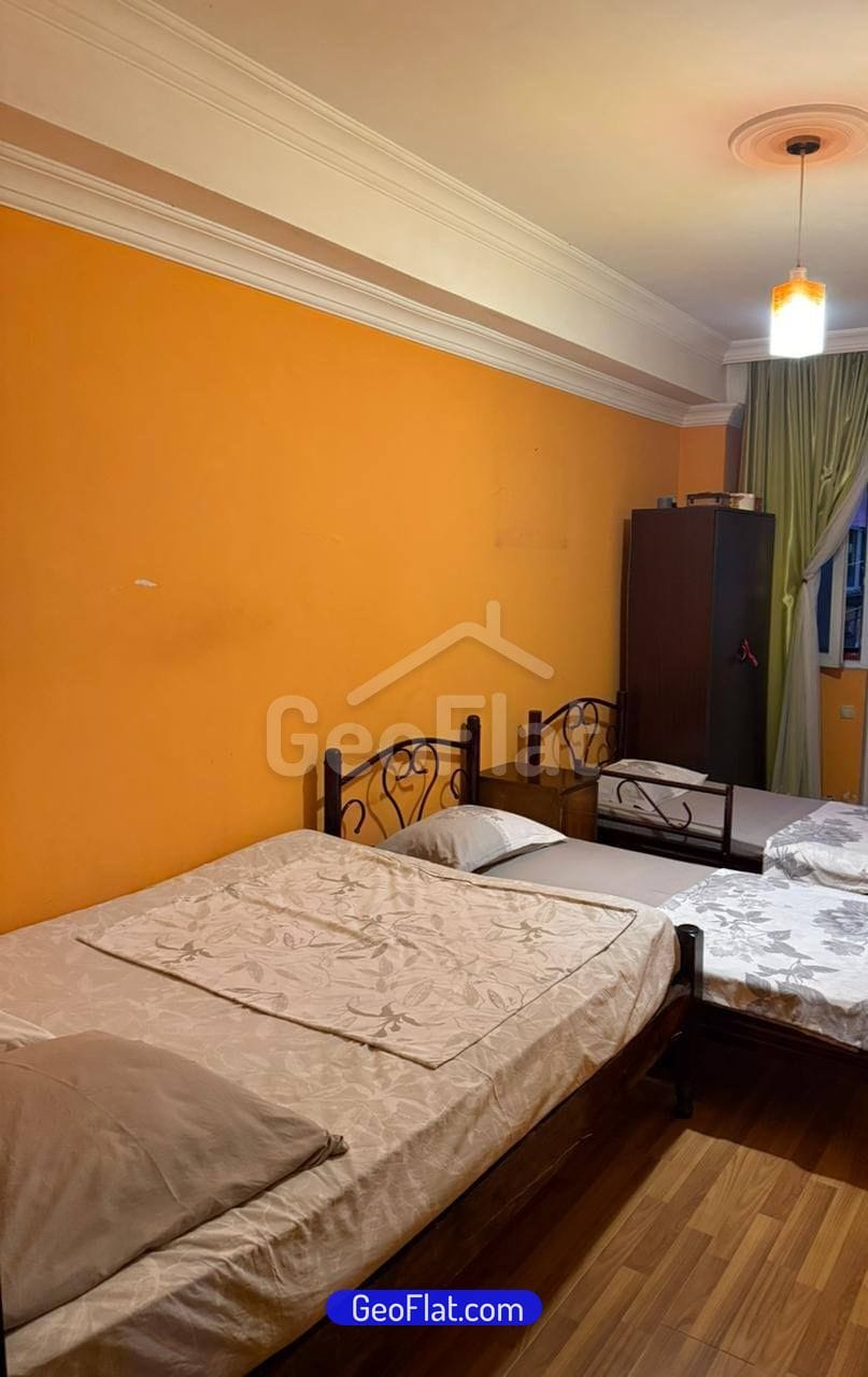 7f1eb015-1f7b-41bf-a717-0cd42225bc11