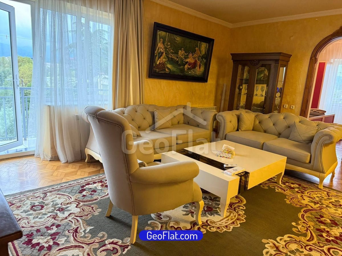 55036e18-326a-4f32-98df-313a3c894270