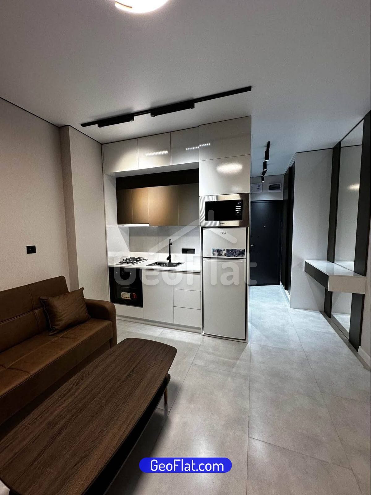 For sale: Studio, 34 m², newly renovated and fully furnished on Sherifa Khimshiashvili Street, Batumi — $60,000.