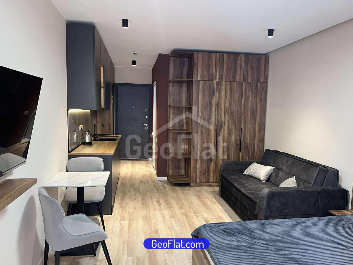 18e831bd-03e2-448d-bd17-430d18833d79