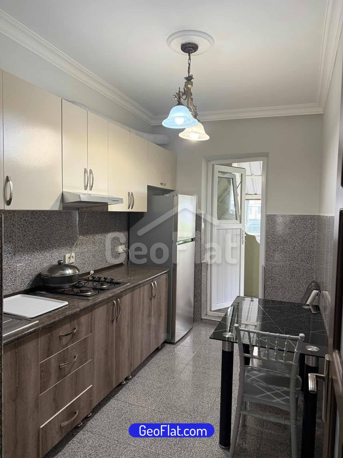 For sale: Apartment, new 3-room (85 m²) on Sherif Khimshiashvili Street, Batumi — furnished with appliances — $140,000.