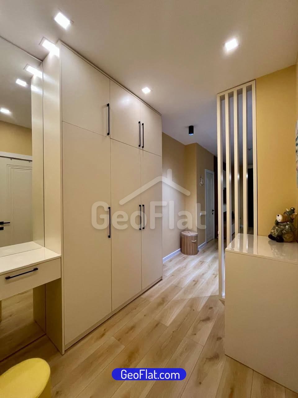 702e7f9b-06be-4421-8e6a-509808409308