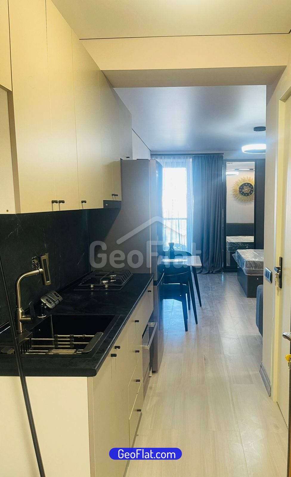 For sale: Studio, 32 m², furnished with appliances on Giuli Shartava Avenue, Batumi, $58,000