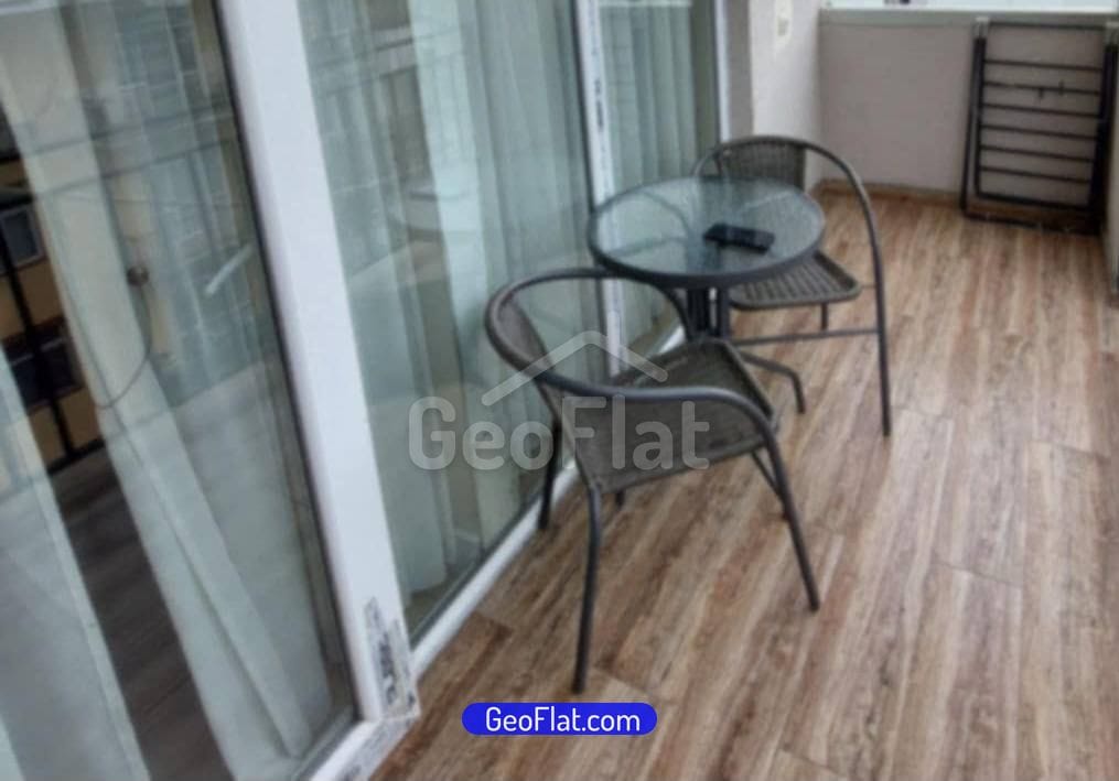 c6eecb1d-f0d1-460d-8a09-7138562e1e9c