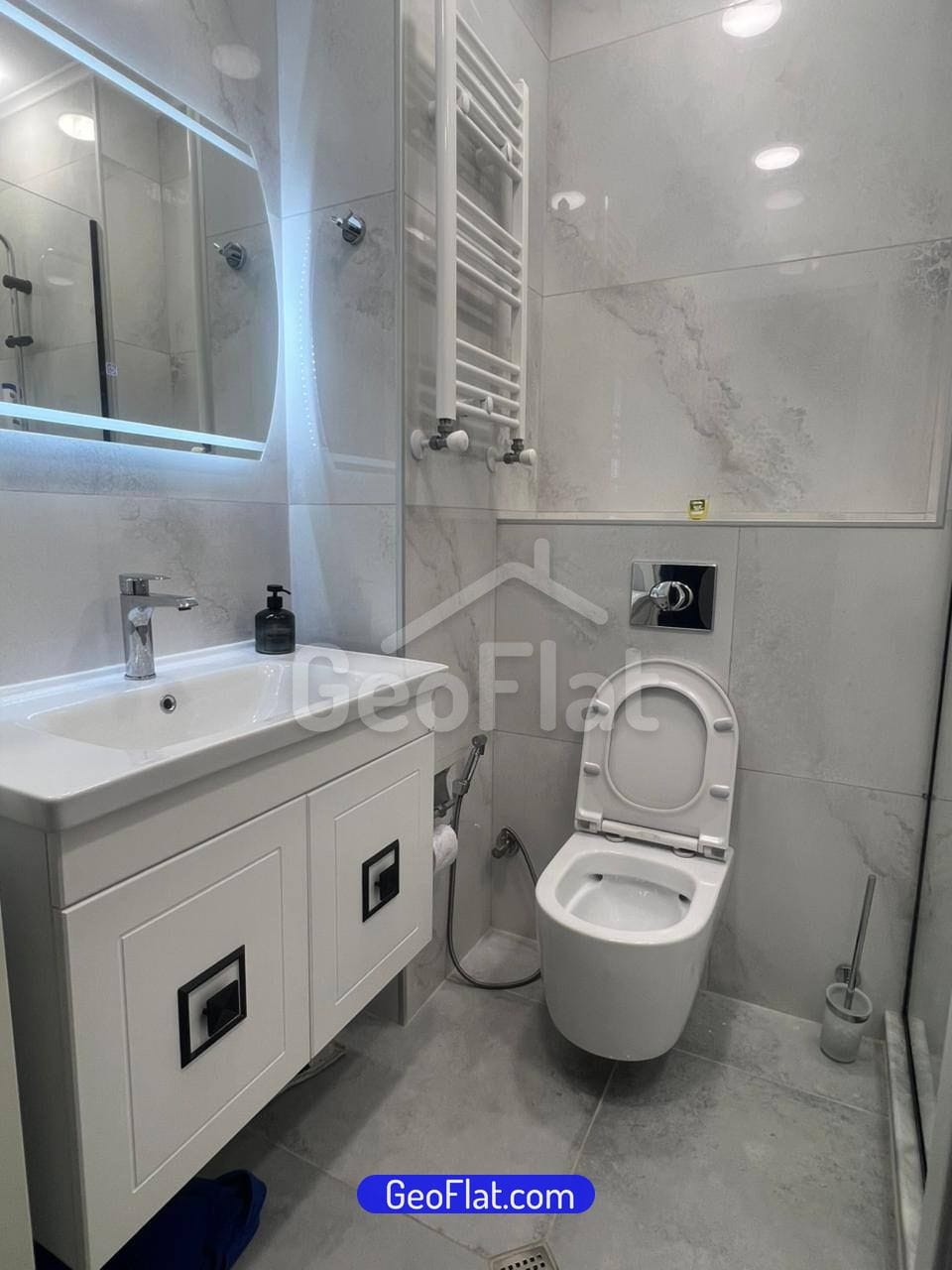 3ef5a3e9-ba39-44bd-aabe-bd10516e22b3