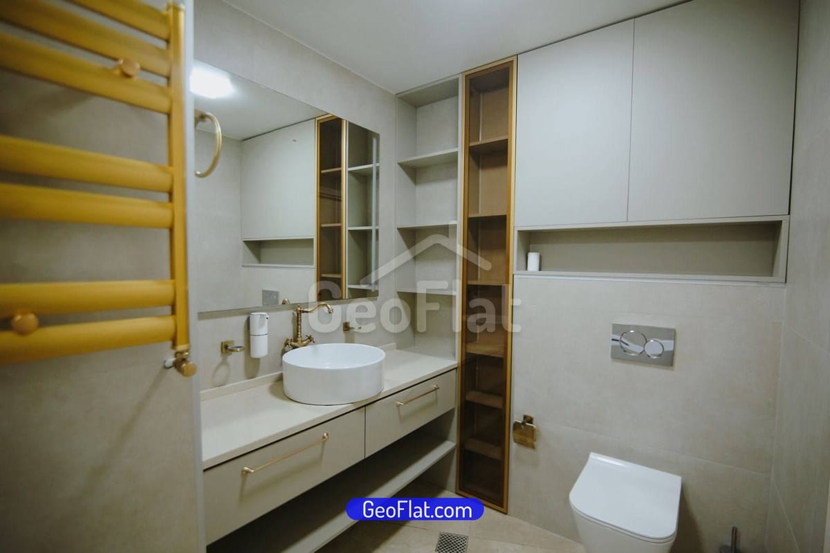 bda7d342-03c9-4b09-95bb-27fcb30ec2fb