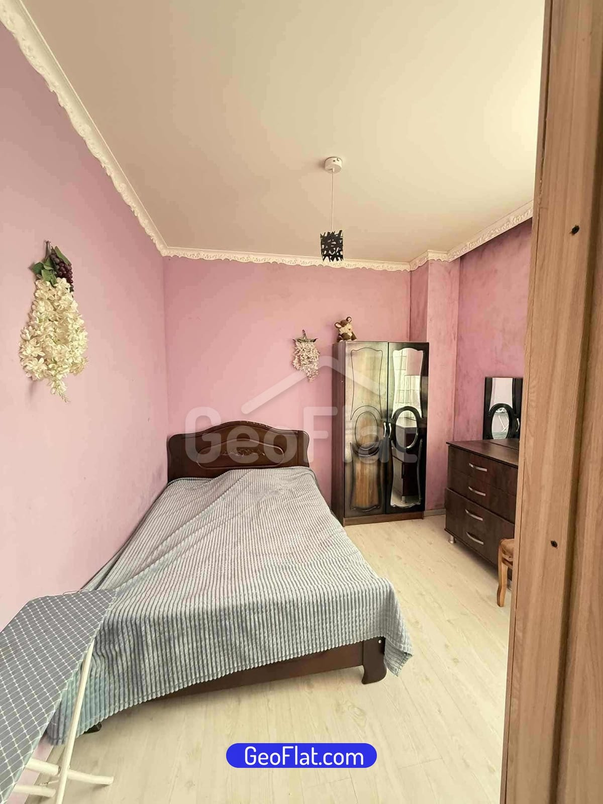 For sale: Apartment, new 4-room, 85 m², furnished with appliances on Parmena Rurua Street, Batumi — $98,000.