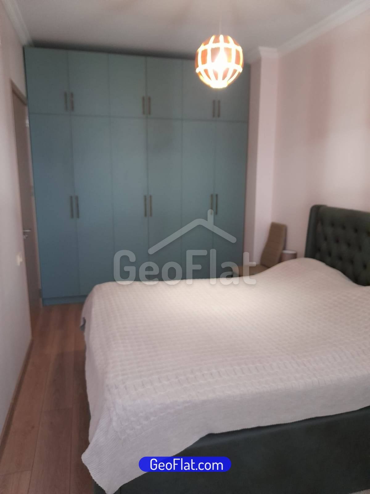 For sale: Apartment, 2-room (1 bedroom), 62 m², premium renovation, fully furnished and equipped, in a new building on Selim Khimshiashvili Street, Batumi — $135,000.