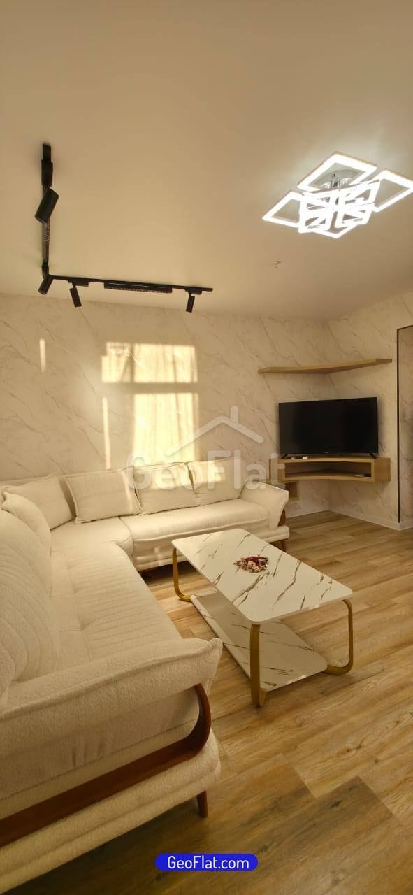 17bf8c19-caba-4419-aff6-b2247b25ee78