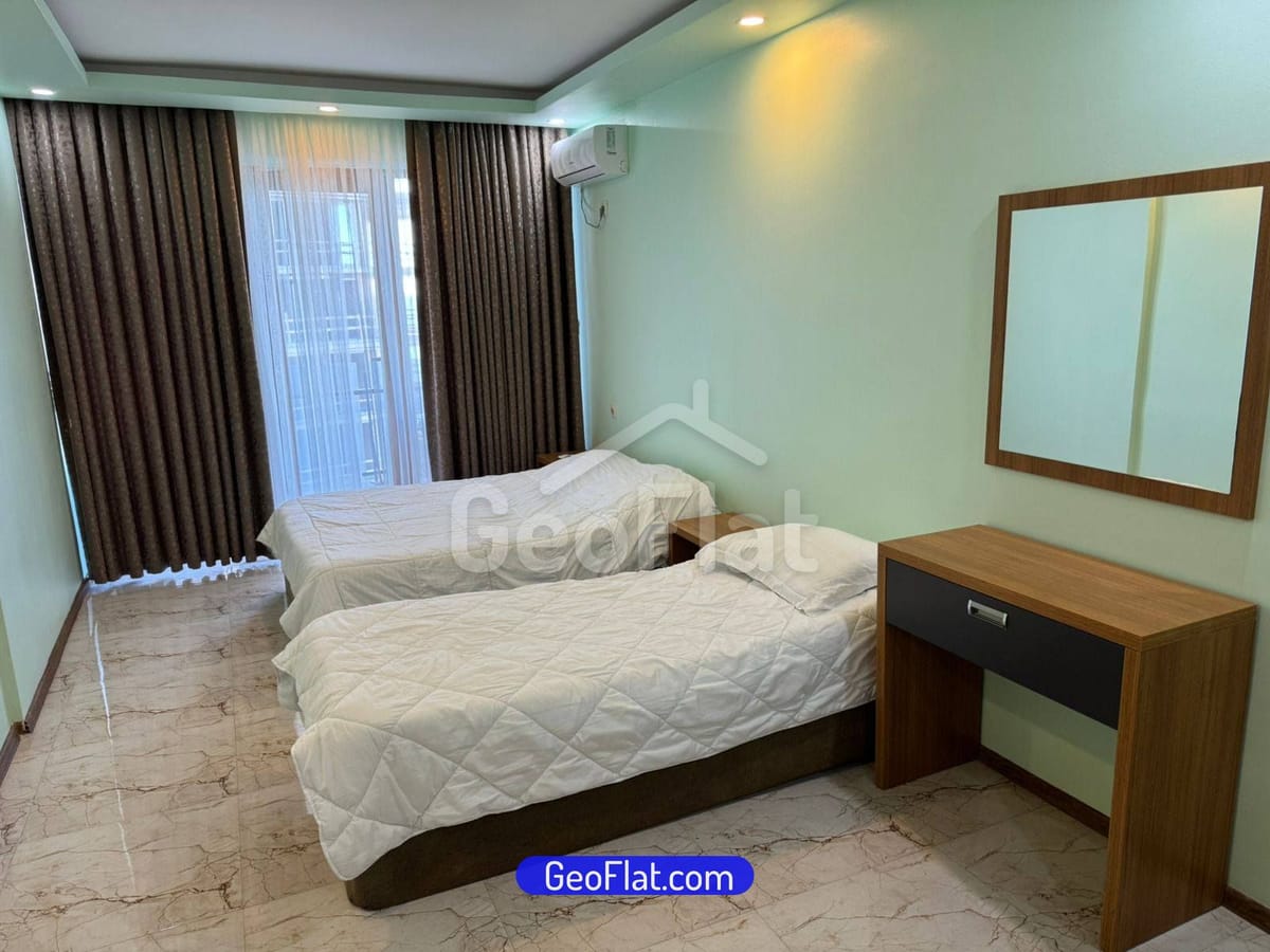 c3ac7d84-7b0c-45d9-bbb4-0e2c4a5e45e1