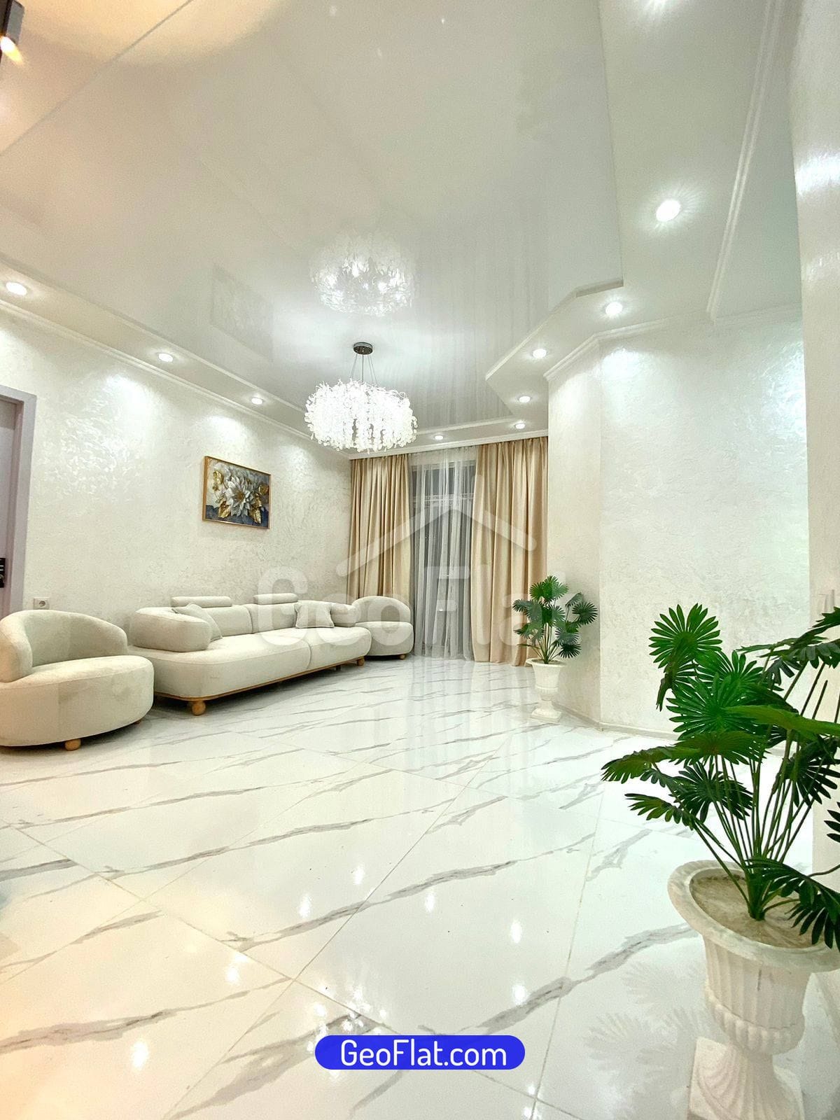 For sale: Apartment, new 4-room (73.5 m²), furnished with appliances on Ivane Javakhishvili St., new building, Batumi — $130,000.