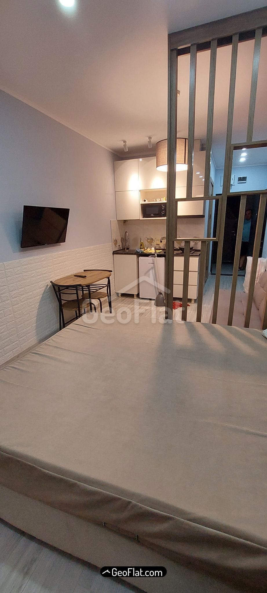 e0b6def3-3366-44f6-81f1-845c94d31de3