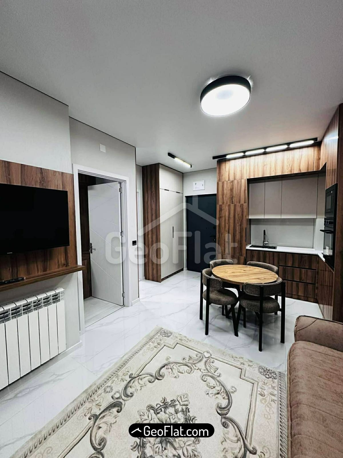 למכירה: דירה, 2 חדרים חדשה ומרוהטת עם מכשירי חשמל בבניין חדש ברח' סלימה חימשיאשווילי, בטומי — 36 מ"ר, $75,000