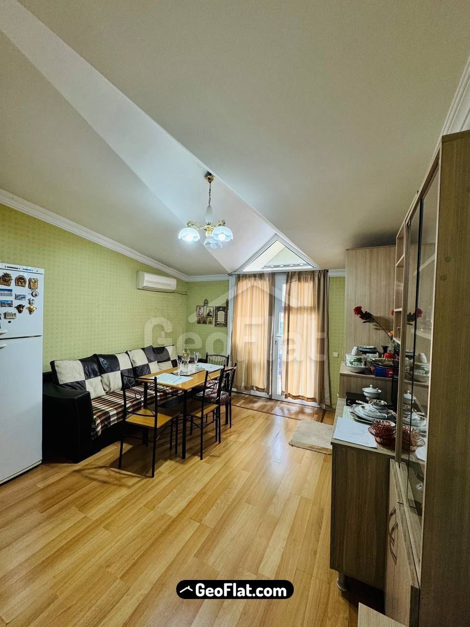 For sale: Apartment, new 2-room (40 sqm), furnished with appliances in prestigious central Batumi on Vakhtang Gorgasali St. — $72,000