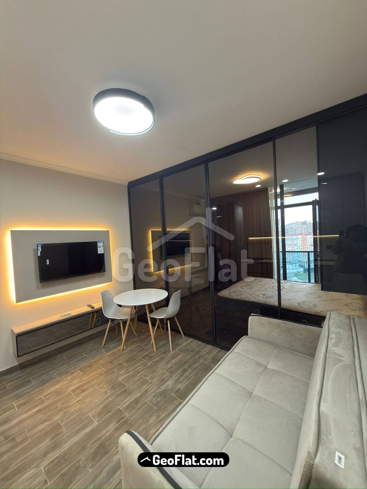 Продается студия 36 м² с мебелью и бытовой техникой в новостройке на улице Петра Багратиони, Батуми, за $75,000.