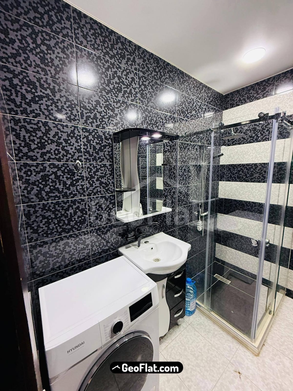 For sale: Apartment, new 3-room, 63 m² on Yusuf Kobaladze Street, Batumi — sea view, furnished and equipped with appliances, $82,000.