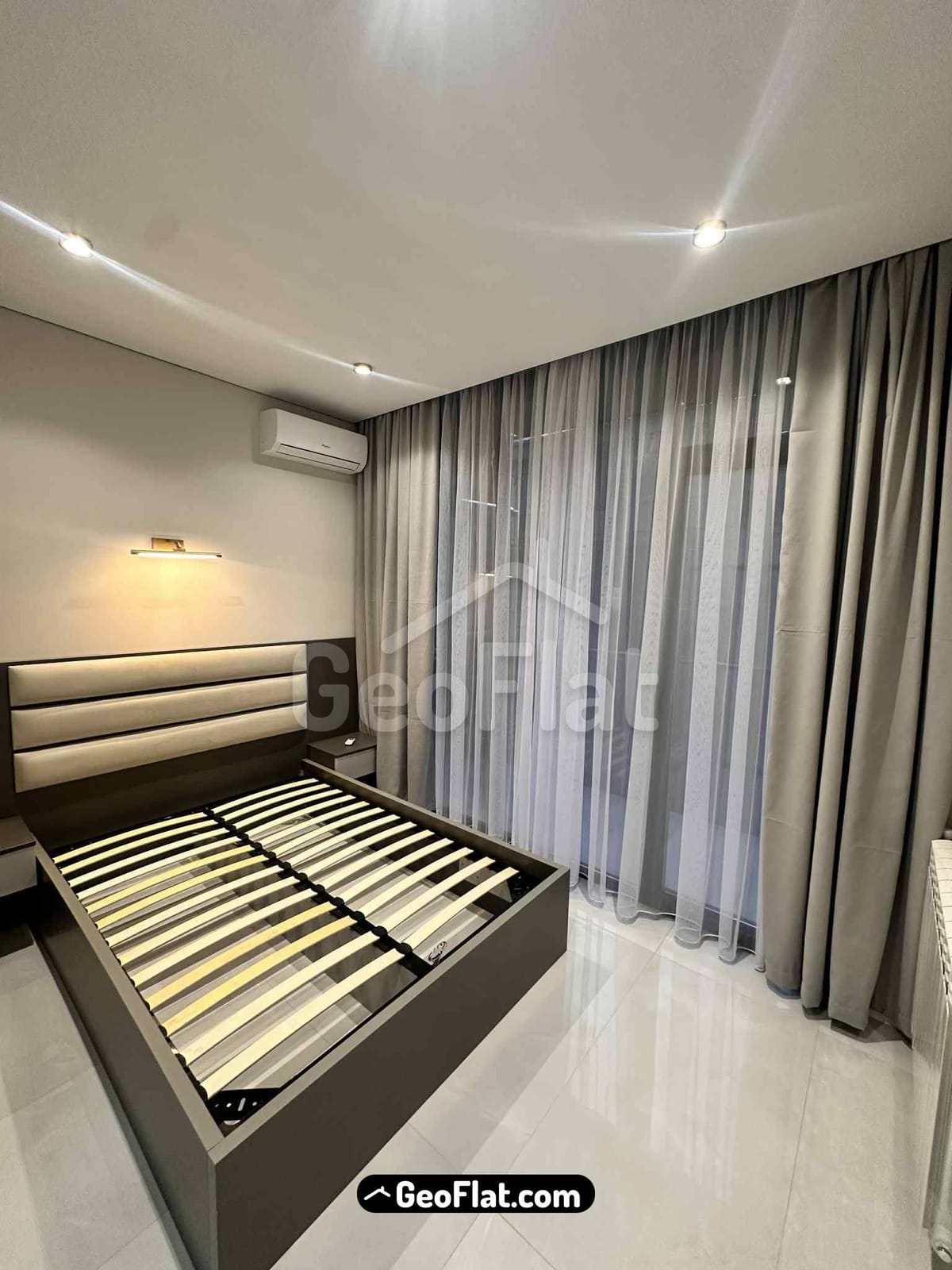 f0070695-3bfd-4254-b875-10108436bacd